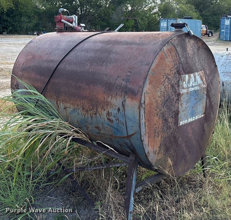 image for item EU0094 (2) fuel tanks