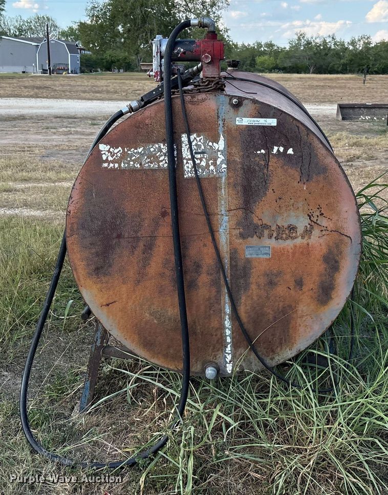 image for item EU0094 (2) fuel tanks