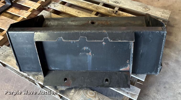 image for item EU0100 2023 Diggit SCL850 compact utility loader