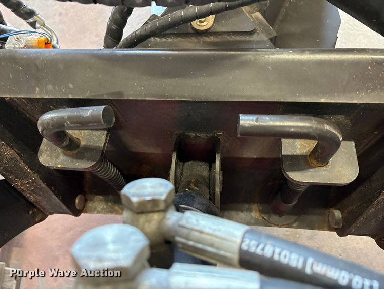 image for item EU0100 2023 Diggit SCL850 compact utility loader