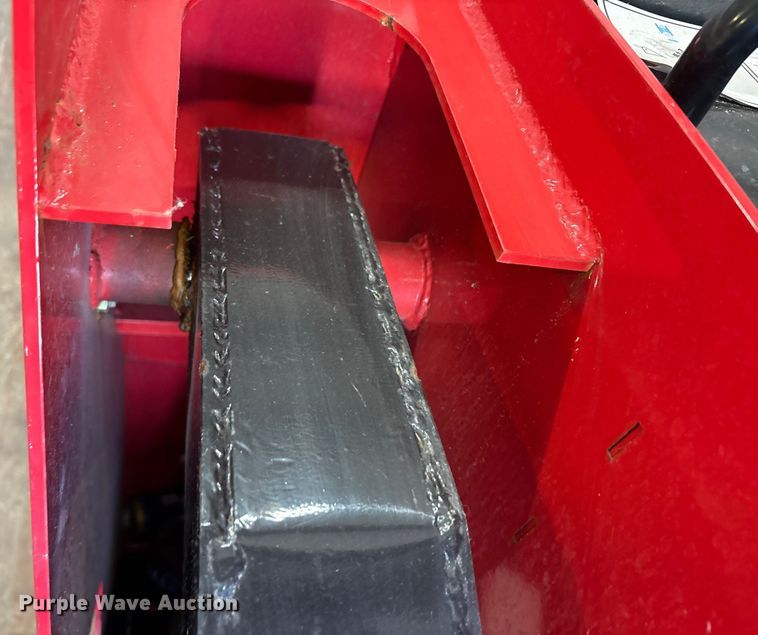 image for item EU0100 2023 Diggit SCL850 compact utility loader