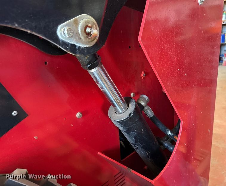 image for item EU0100 2023 Diggit SCL850 compact utility loader