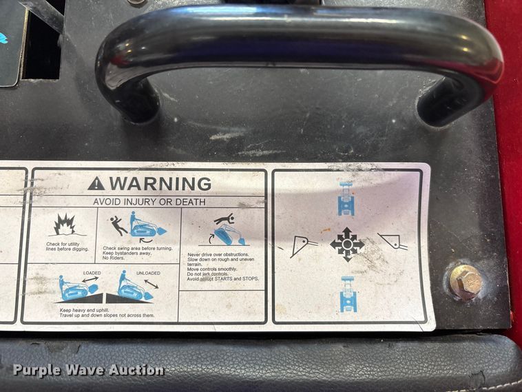 image for item EU0100 2023 Diggit SCL850 compact utility loader