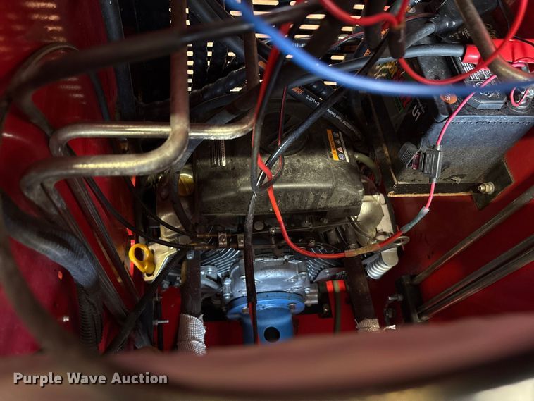 image for item EU0100 2023 Diggit SCL850 compact utility loader