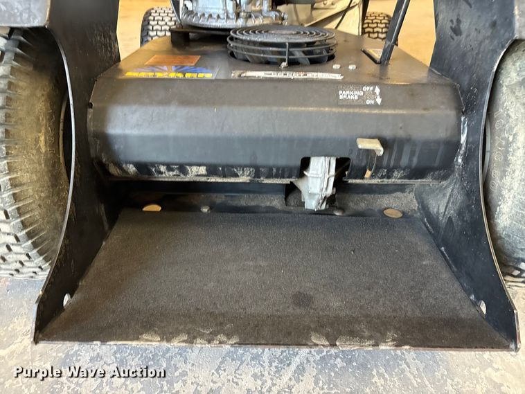 image for item EU0102 Brinly-hardy Spyker spreader applicator