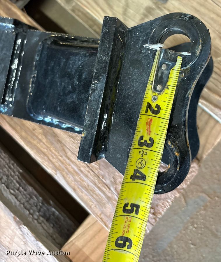 image for item EU0104 Mini excavator attachments