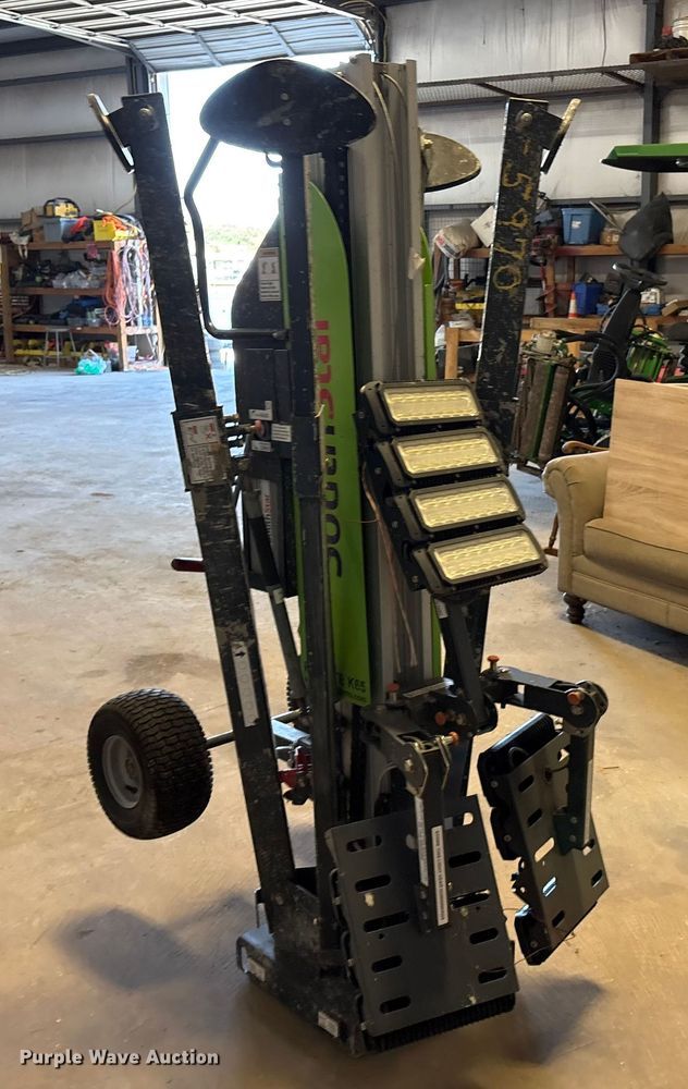 image for item EU0106 Right light K65 quad pod light plant