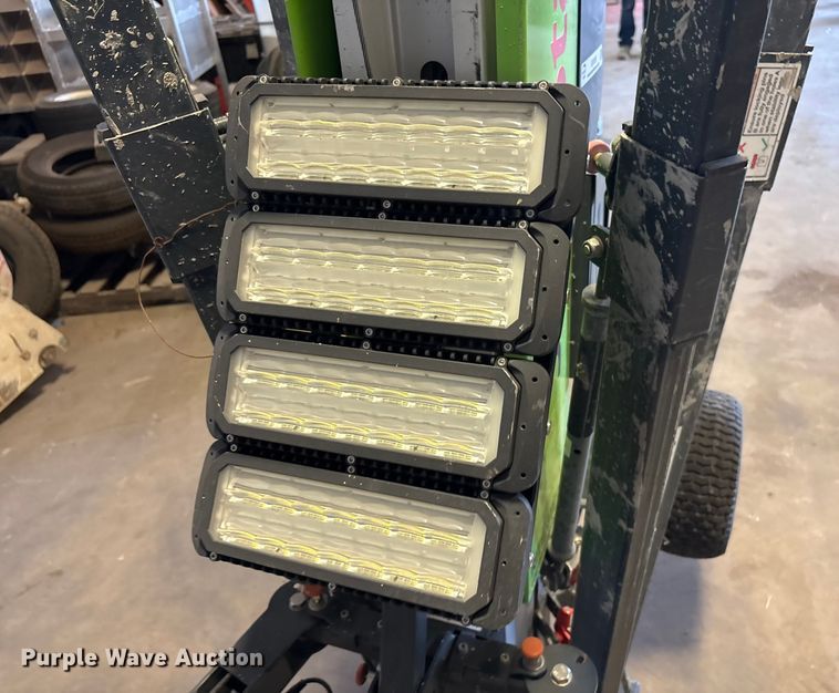 image for item EU0106 Right light K65 quad pod light plant