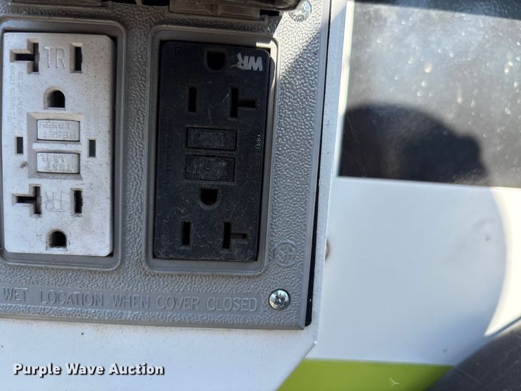 image for item EU0107 Light plant