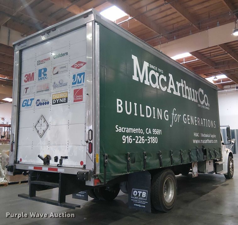 image for item EU2508 2018 Freightliner M2 side curtain box truck