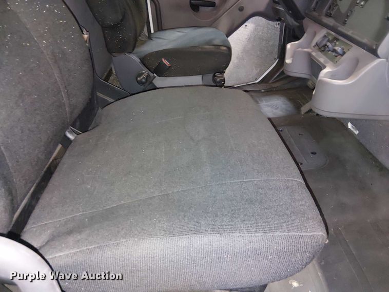 image for item EU2508 2018 Freightliner M2 side curtain box truck