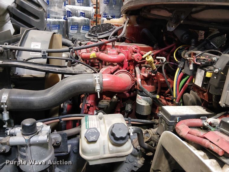 image for item EU2508 2018 Freightliner M2 side curtain box truck