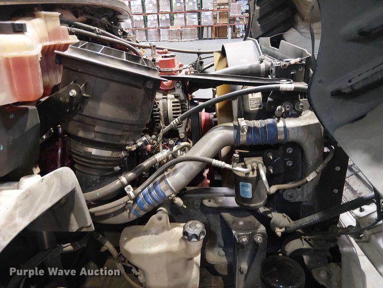 image for item EU2508 2018 Freightliner M2 side curtain box truck