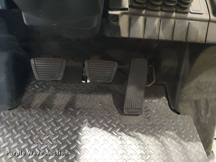 image for item EU2527 2017 UniCarriers PF50 forklift