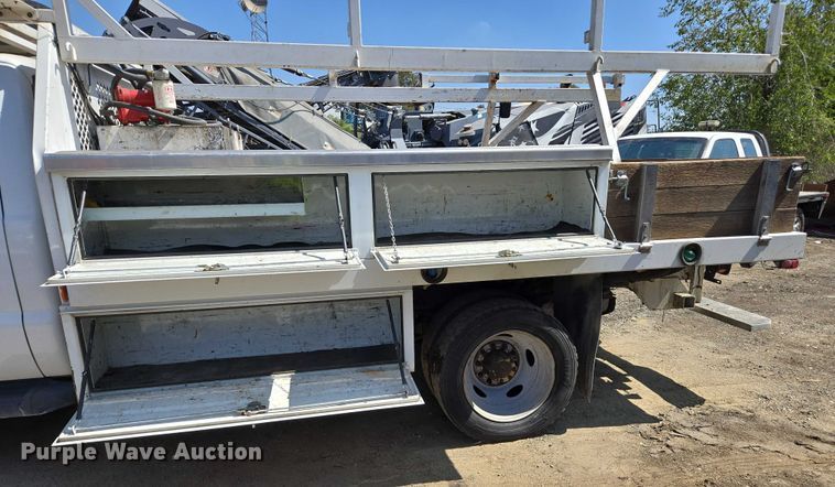 image for item EU2530 2016 Ford F450 Super Duty XL utility / service truck