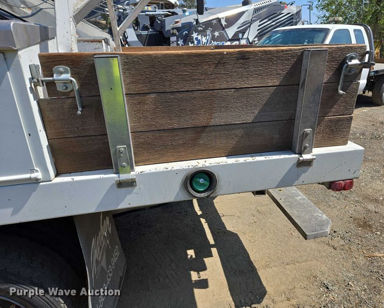 image for item EU2530 2016 Ford F450 Super Duty XL utility / service truck