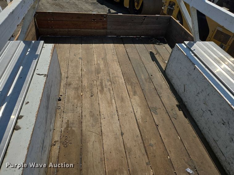 image for item EU2530 2016 Ford F450 Super Duty XL utility / service truck