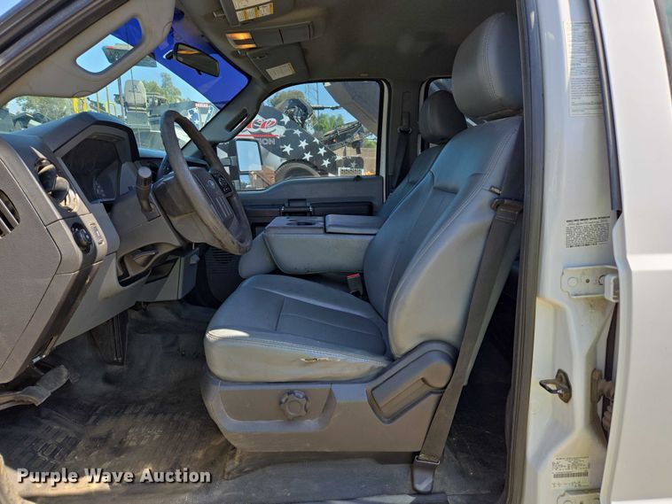 image for item EU2530 2016 Ford F450 Super Duty XL utility / service truck