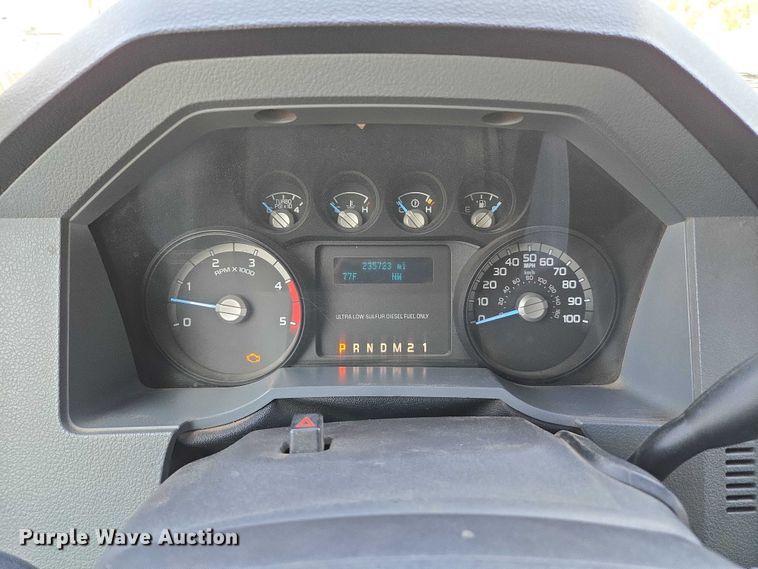 image for item EU2530 2016 Ford F450 Super Duty XL utility / service truck