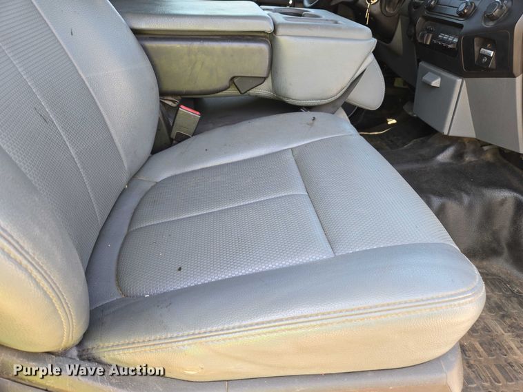 image for item EU2530 2016 Ford F450 Super Duty XL utility / service truck