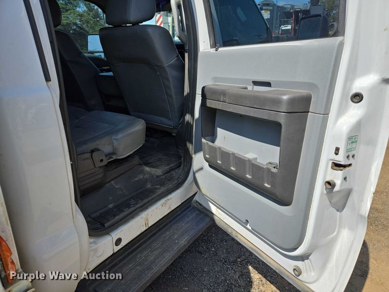 image for item EU2530 2016 Ford F450 Super Duty XL utility / service truck