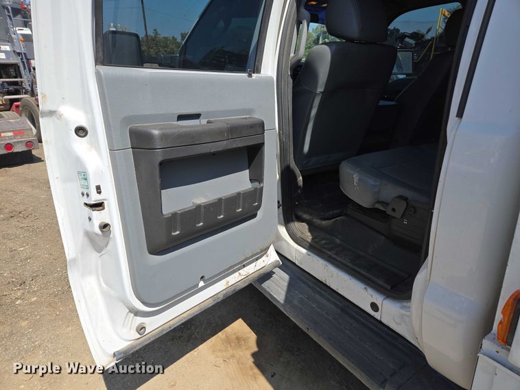 image for item EU2530 2016 Ford F450 Super Duty XL utility / service truck