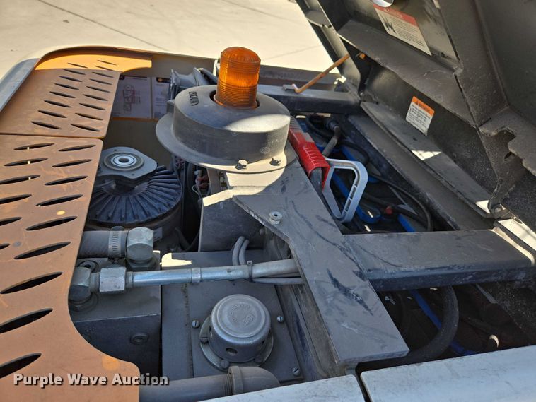 image for item EU2532 2017 Crown SP3520-30 order picker