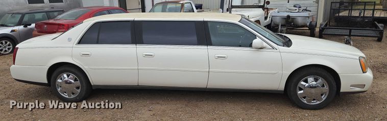 image for item EU3531 2000 Cadillac Krystal Koach Base limousine