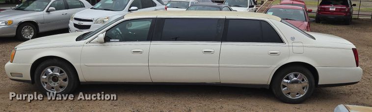 image for item EU3531 2000 Cadillac Krystal Koach Base limousine