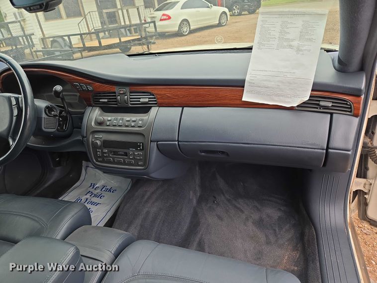 image for item EU3531 2000 Cadillac Krystal Koach Base limousine