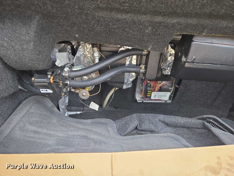 image for item EU3531 2000 Cadillac Krystal Koach Base limousine