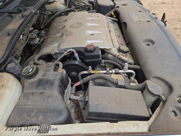 image for item EU3531 2000 Cadillac Krystal Koach Base limousine