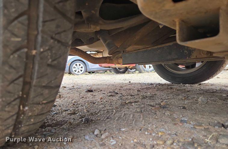 image for item EU3531 2000 Cadillac Krystal Koach Base limousine