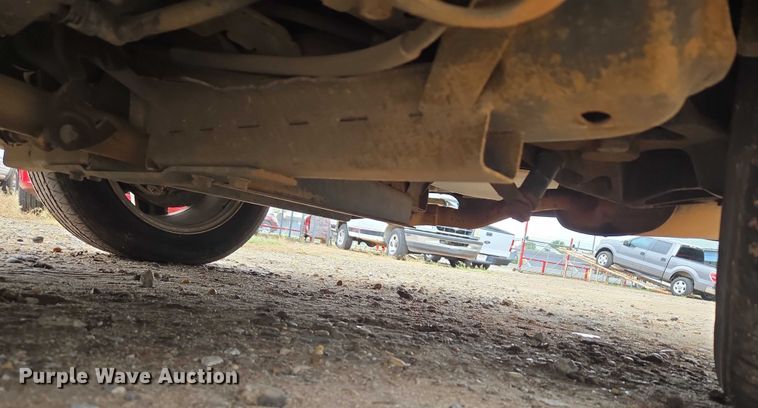 image for item EU3531 2000 Cadillac Krystal Koach Base limousine