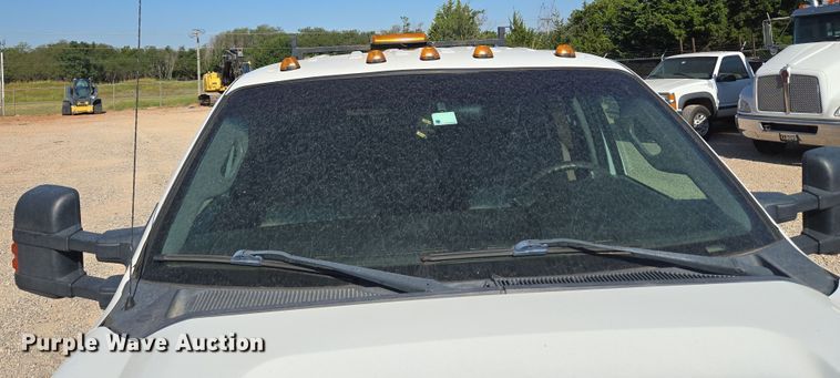 image for item EU3628 2012 Ford F550 Super Duty Crew Cab utility / service truck