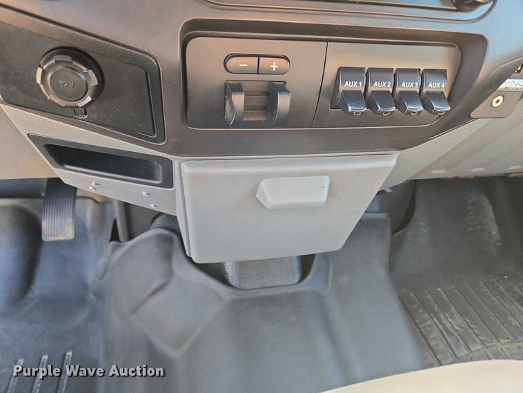 image for item EU3628 2012 Ford F550 Super Duty Crew Cab utility / service truck