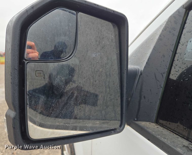 image for item EU3634 2019 Ford F150 XLT SuperCrew pickup truck