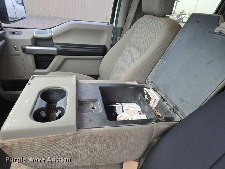 image for item EU3634 2019 Ford F150 XLT SuperCrew pickup truck