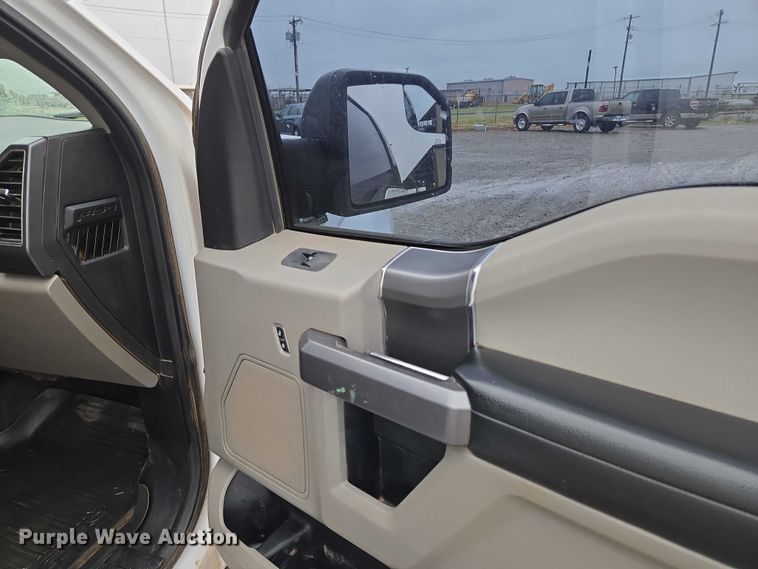 image for item EU3634 2019 Ford F150 XLT SuperCrew pickup truck