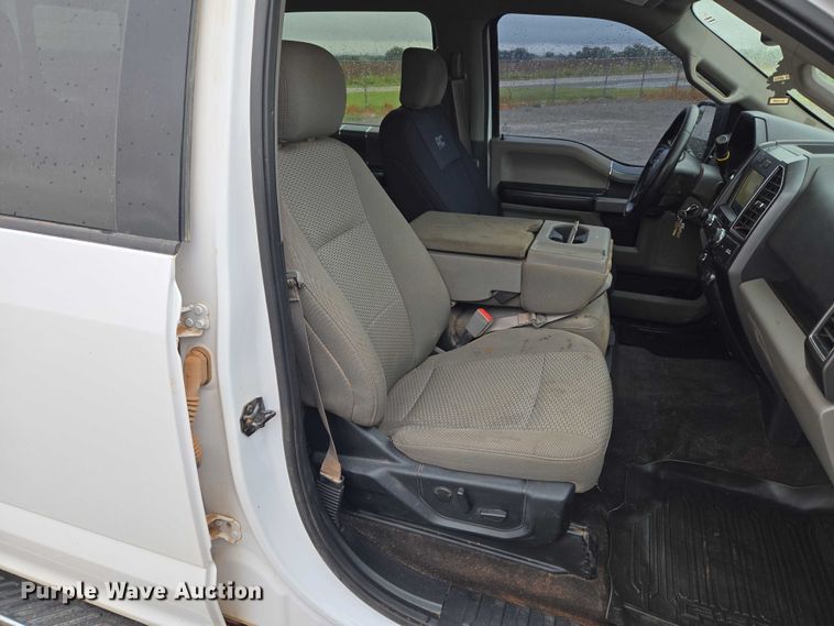 image for item EU3634 2019 Ford F150 XLT SuperCrew pickup truck