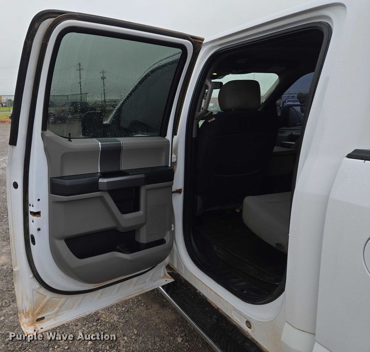 image for item EU3634 2019 Ford F150 XLT SuperCrew pickup truck