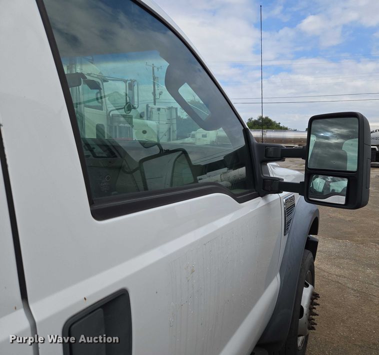 image for item EU3645 2008 Ford F450 Super Duty truck cab and chassis