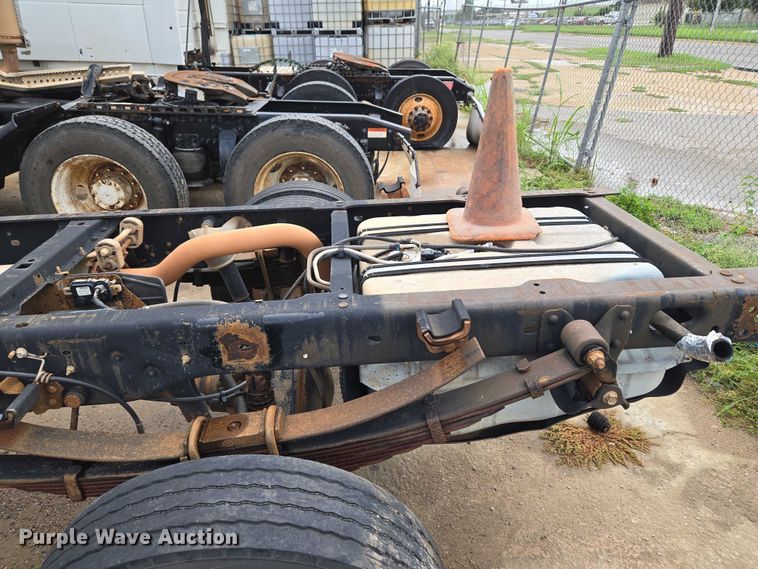 image for item EU3645 2008 Ford F450 Super Duty truck cab and chassis