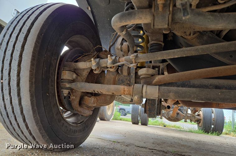 image for item EU3645 2008 Ford F450 Super Duty truck cab and chassis