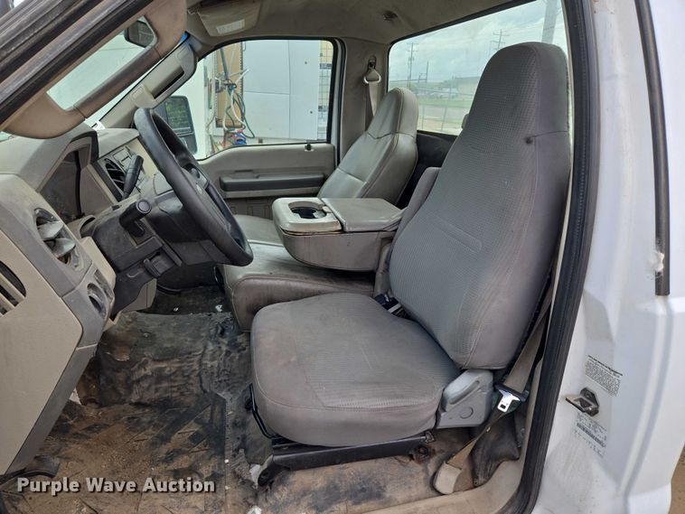 image for item EU3645 2008 Ford F450 Super Duty truck cab and chassis