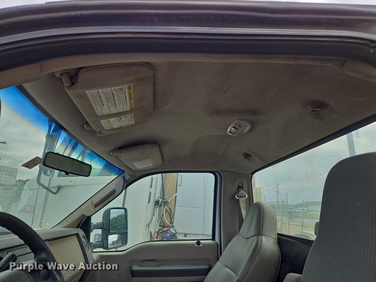 image for item EU3645 2008 Ford F450 Super Duty truck cab and chassis