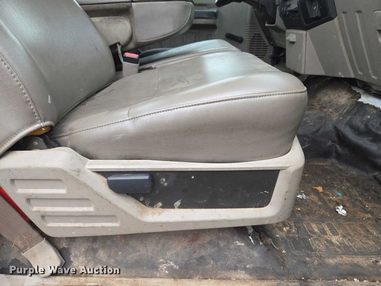 image for item EU3645 2008 Ford F450 Super Duty truck cab and chassis