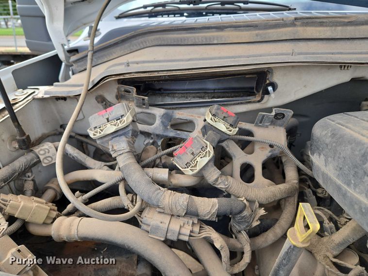 image for item EU3645 2008 Ford F450 Super Duty truck cab and chassis