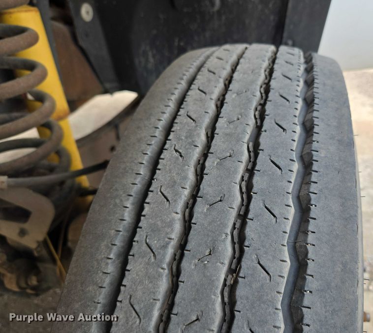 image for item EU3645 2008 Ford F450 Super Duty truck cab and chassis