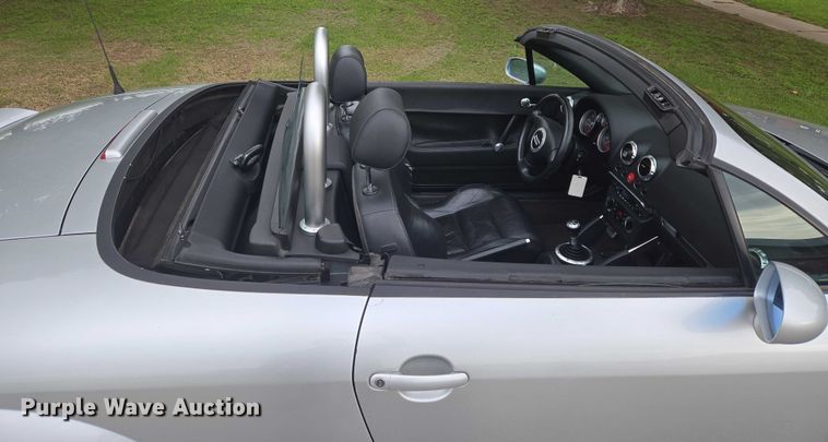 image for item EU3670 2003 Audi TT convertible